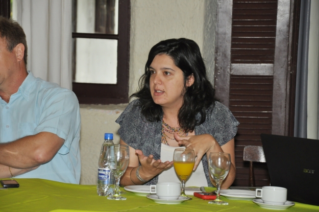 A ecóloga Renata Freitas relata o trabalho da Gestão Ambiental da BR-116/392 - 12 de novembro de 2012