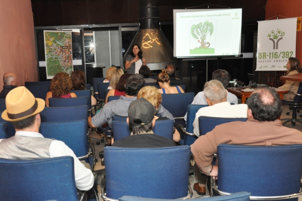 Participantes conhecem o mascote da Gestão Ambiental da BR-116/392 - 07 de dezembro de 2012