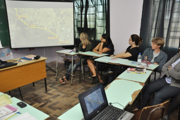 Atividade da Educação Ambiental com os professores da E.M.E.F Antônio Ronna. 6 de abril.