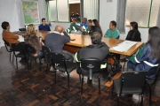 Engenheiros e encarregados da construtora do lote 1-B participam de palestra sobre resíduos sólidos