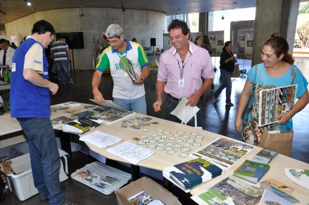 Estande da Gestão Ambiental da BR-116/392 no Dia Mundial do Meio Ambiente em Brasília.